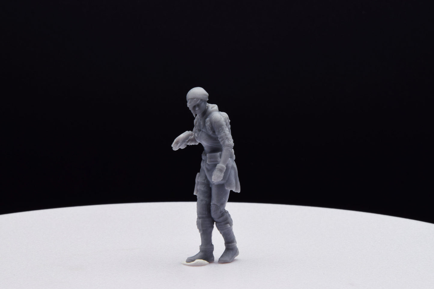 Gears Of War Kait Diaz Outsider Miniature - TheSTLSmith - 3D Printed with high quality resin for Skirmish/D&D games