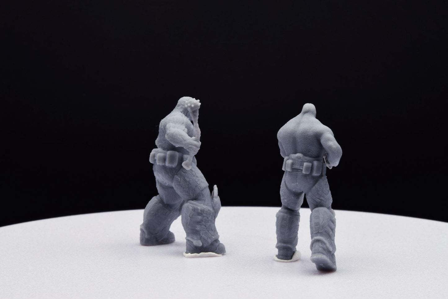 Gears Of War Hunter Grenadier Ot Miniature - TheSTLSmith - 3D Printed with high quality resin for Skirmish/D&D games