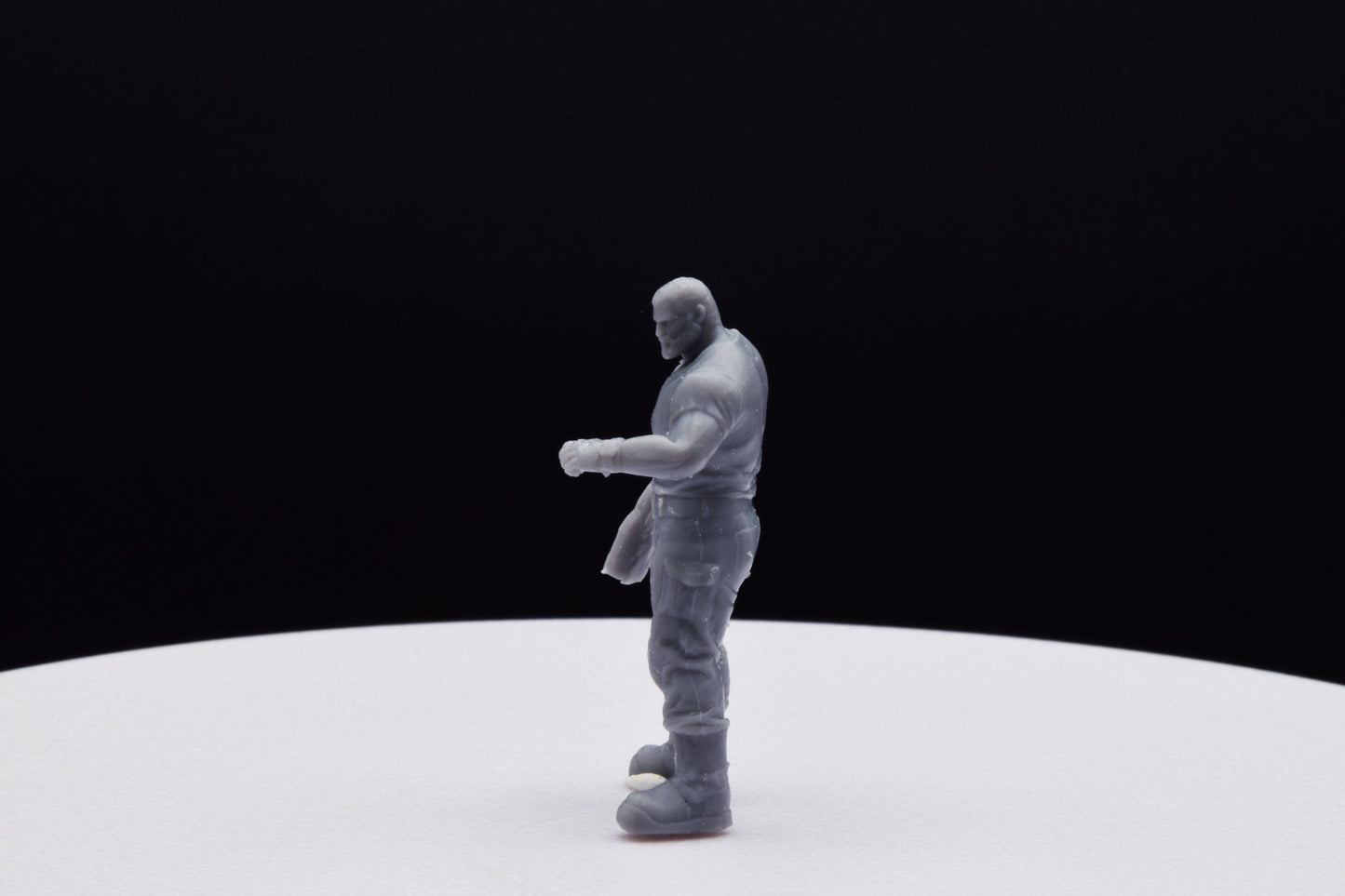 Gears Of War Marcus Old Retired Miniature - TheSTLSmith - 3D Printed with high quality resin for Skirmish/D&D games