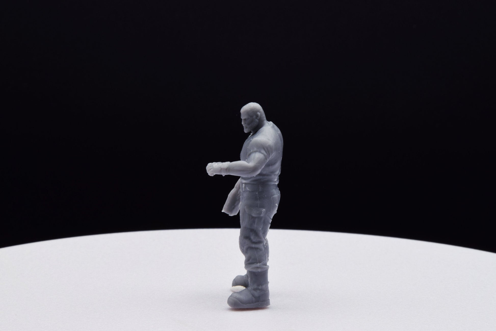 Gears Of War Marcus Old Retired Miniature - TheSTLSmith - 3D Printed with high quality resin for Skirmish/D&D games