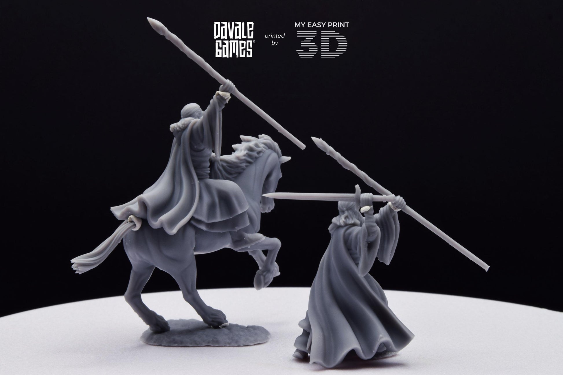 Gaënale the Mage White Light - Foot and Mounted - Davale Games - 3D Printed with high quality resin for LOTR/D&D games