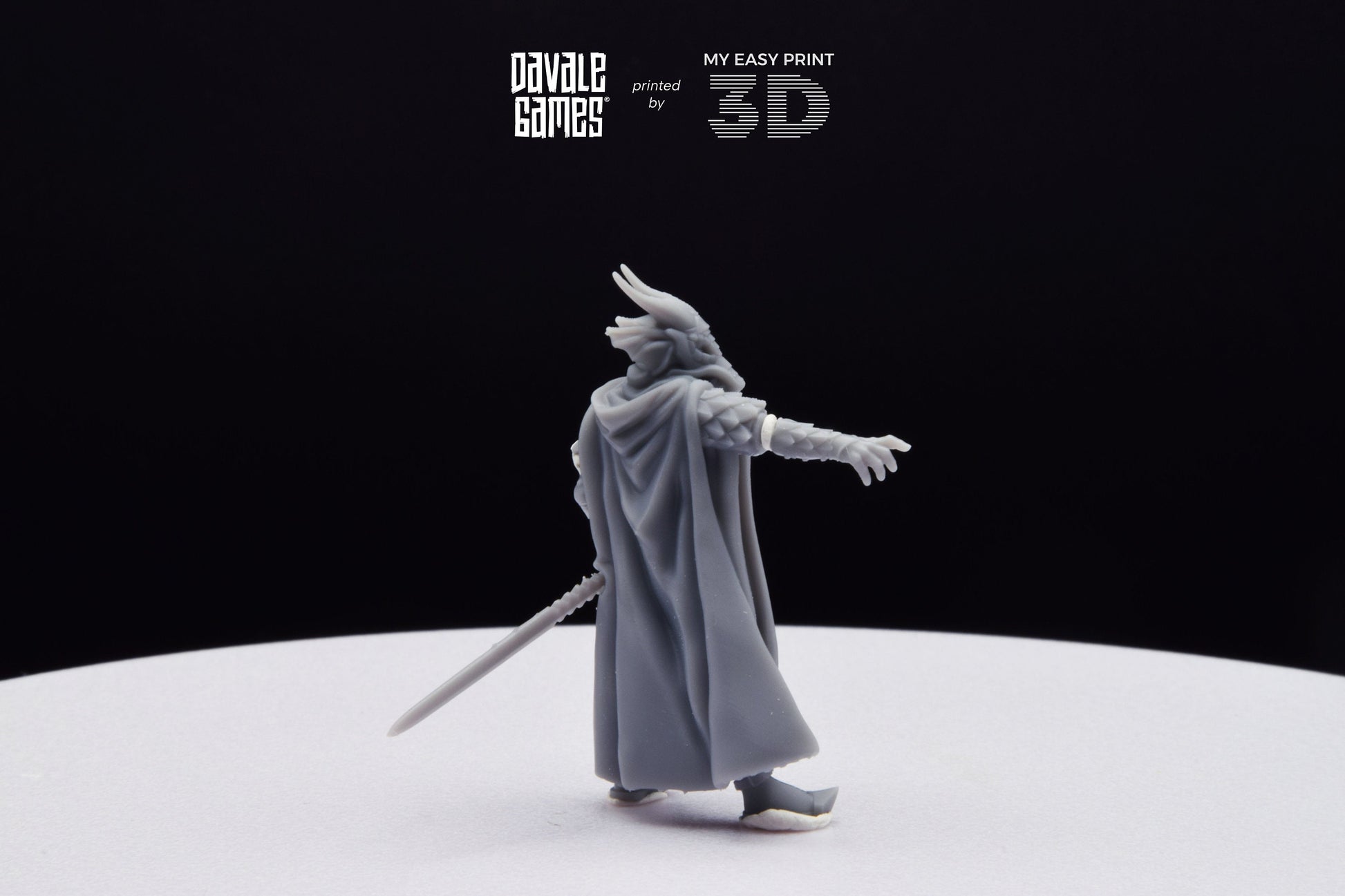 Dragon Army Dark Mage - Davale Games - 3D Printed with high quality resin for LOTR/D&D games