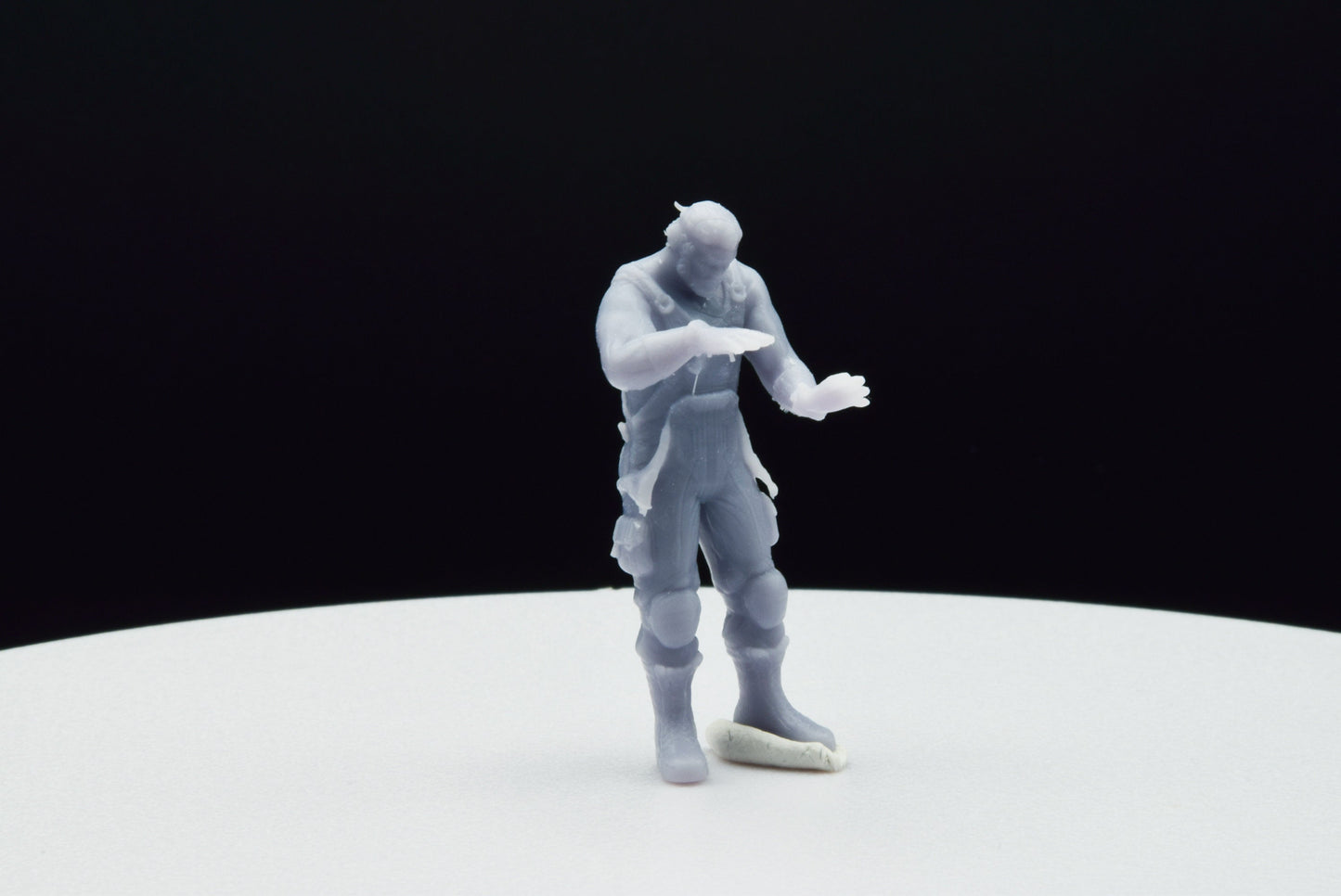 Gears Of War Dominic Santiago Gardener Ot Miniature - TheSTLSmith - 3D Printed with high quality resin for Skirmish/D&D games