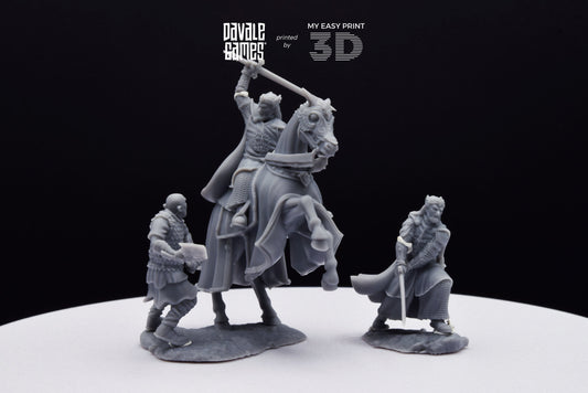 High King of Grey Castle - Foot and Mounted - Davale Games - 3D Printed with high quality resin for LOTR/D&D games
