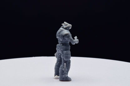 Gears Of War Dizzy Wallin Summer Ot Miniature - TheSTLSmith - 3D Printed with high quality resin for Skirmish/D&D games