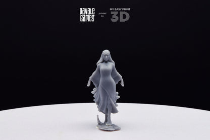 Forest Elven Queen - Davale Games - 3D Printed with high quality resin for LOTR/D&D games