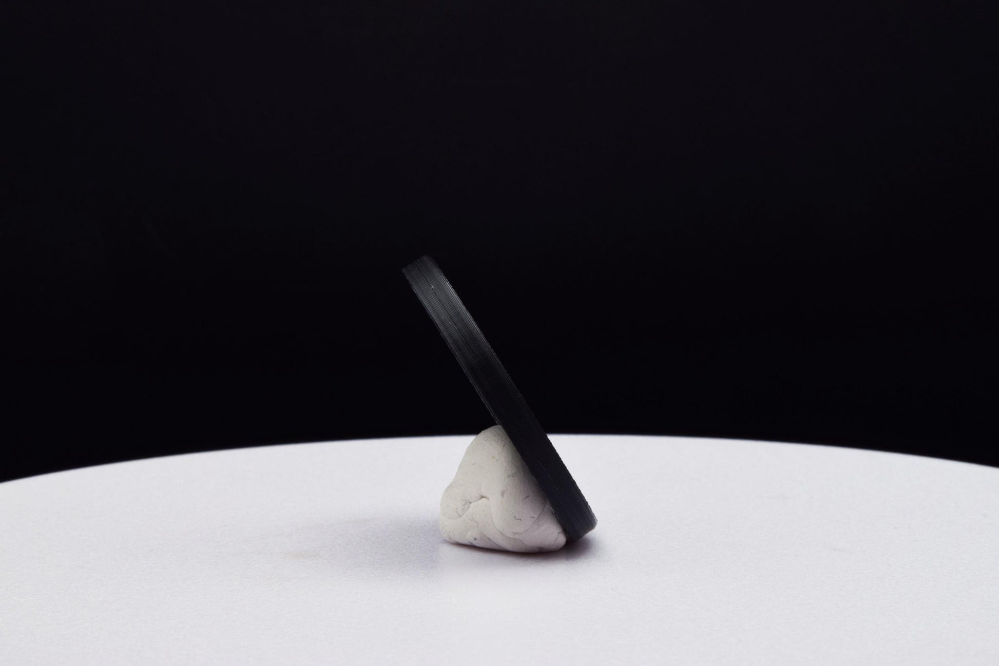 Flash•Point Round Bases for Miniatures - 3D Printed with high quality PLA+ for Tabletop RPGs Skirmish & Wargames