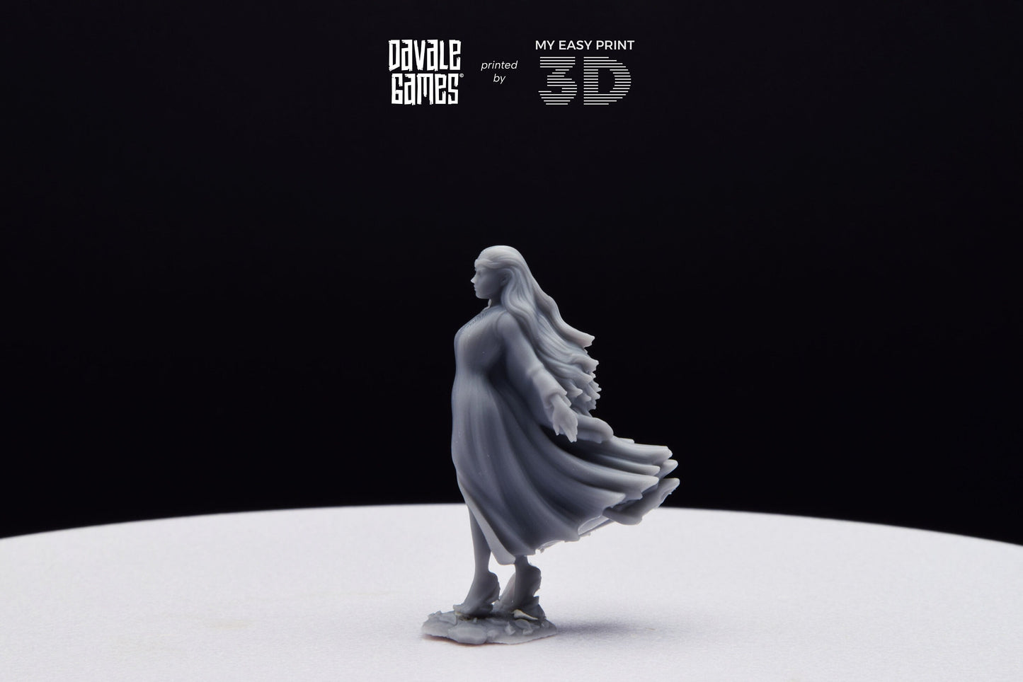 Forest Elven Queen - Davale Games - 3D Printed with high quality resin for LOTR/D&D games