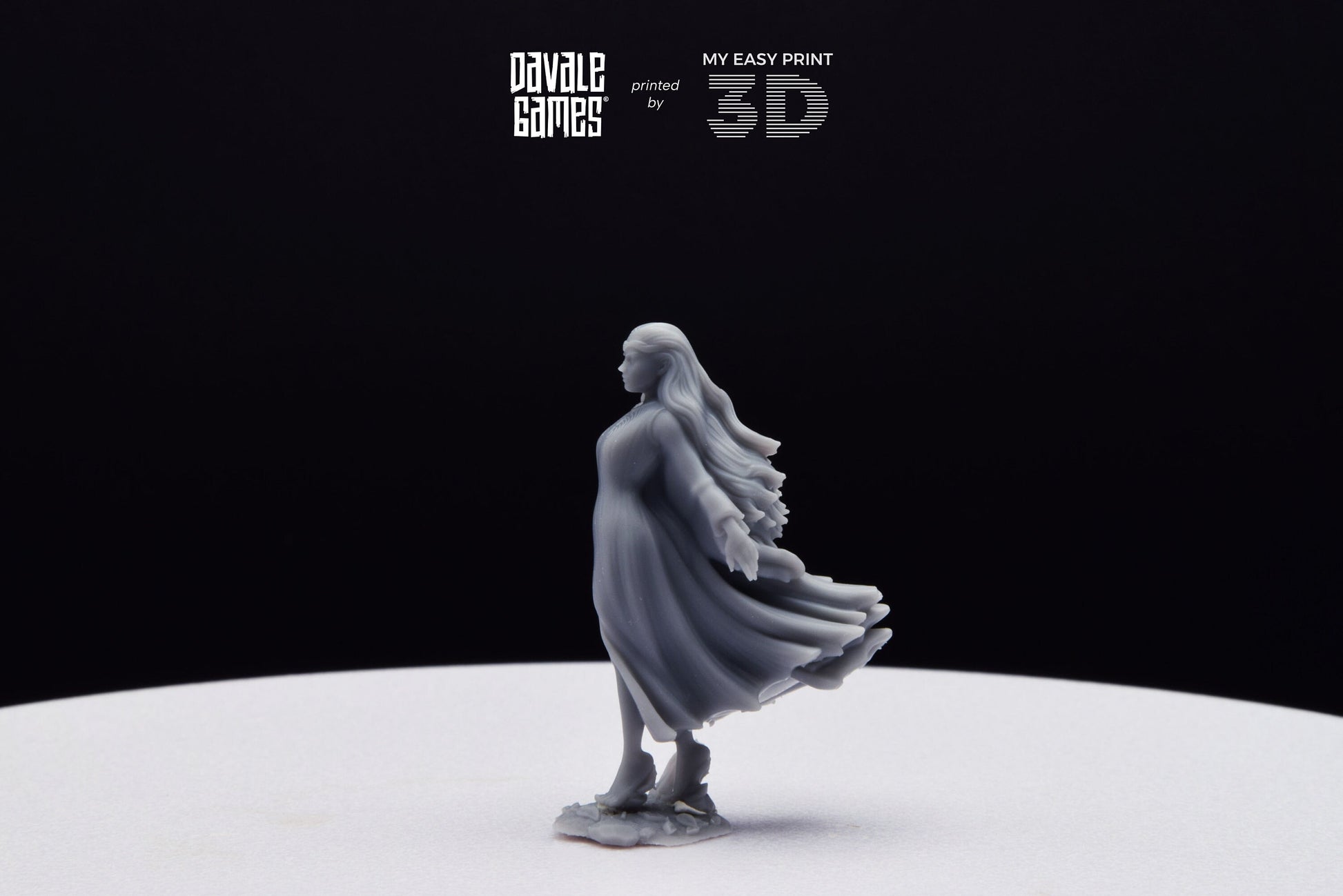 Forest Elven Queen - Davale Games - 3D Printed with high quality resin for LOTR/D&D games