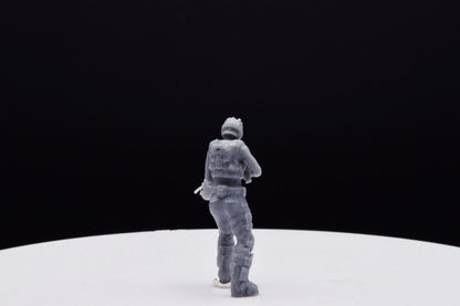 Gears Of War COG Summer Female Miniature - TheSTLSmith - 3D Printed with high quality resin for Skirmish/D&D games