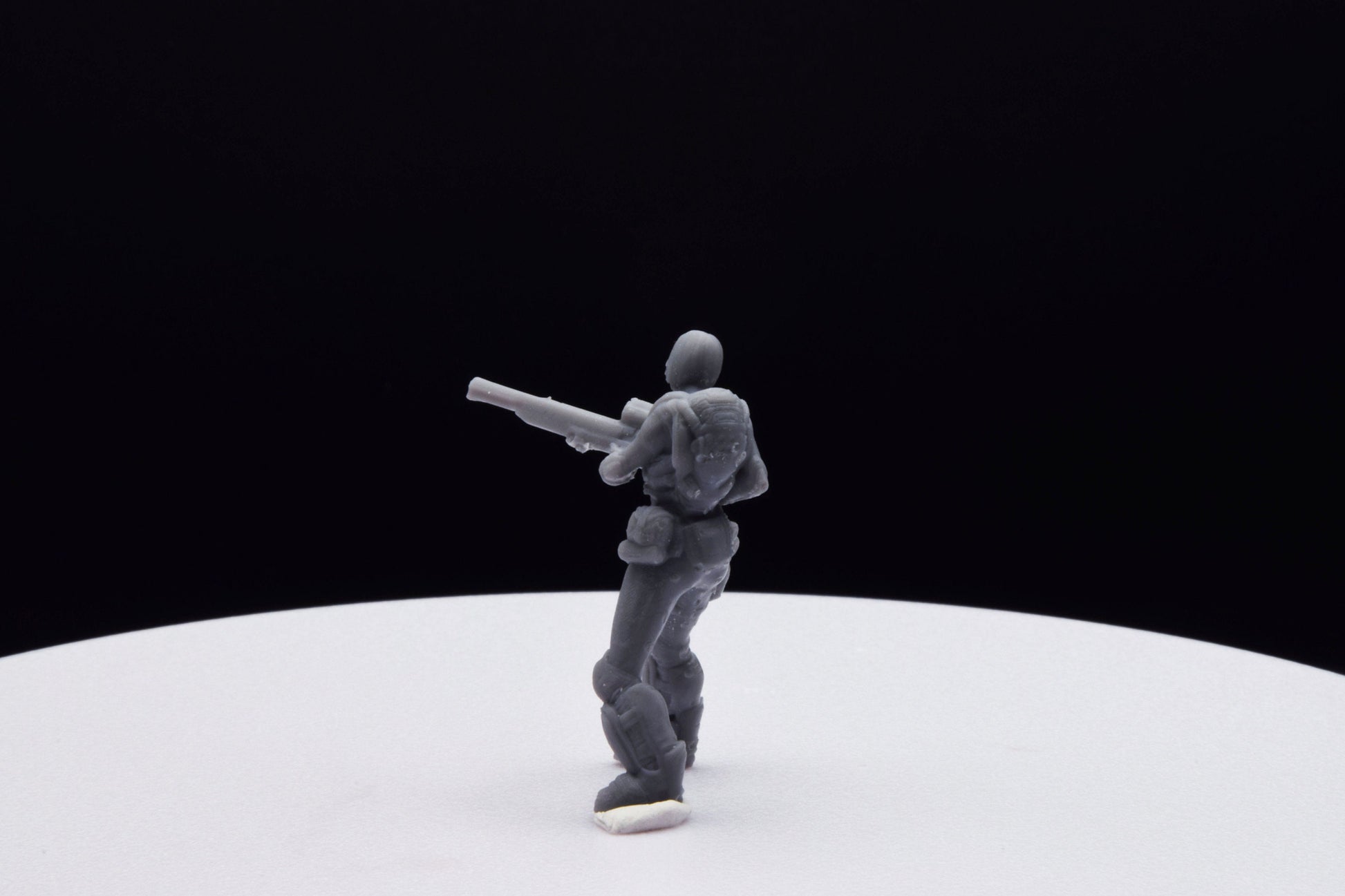Gears Of War Anya Stroud Summer Ot Miniature - TheSTLSmith - 3D Printed with high quality resin for Skirmish/D&D games
