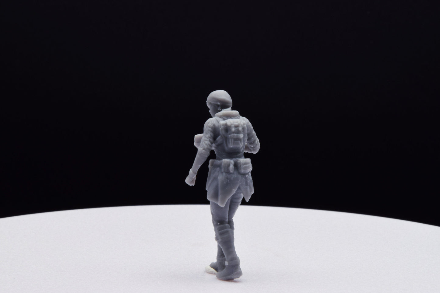 Gears Of War Kait Diaz Outsider Miniature - TheSTLSmith - 3D Printed with high quality resin for Skirmish/D&D games