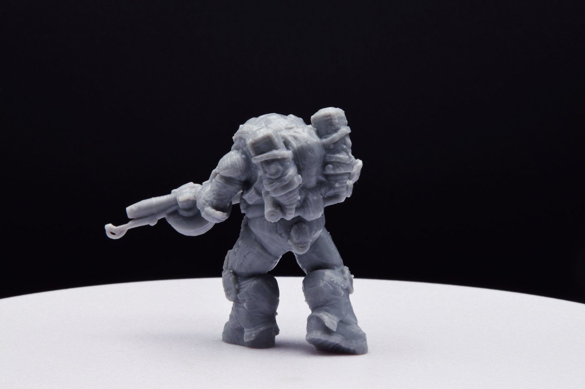 Gears Of War Boomer Flamer Ot Miniature - TheSTLSmith - 3D Printed with high quality resin for Skirmish/D&D games