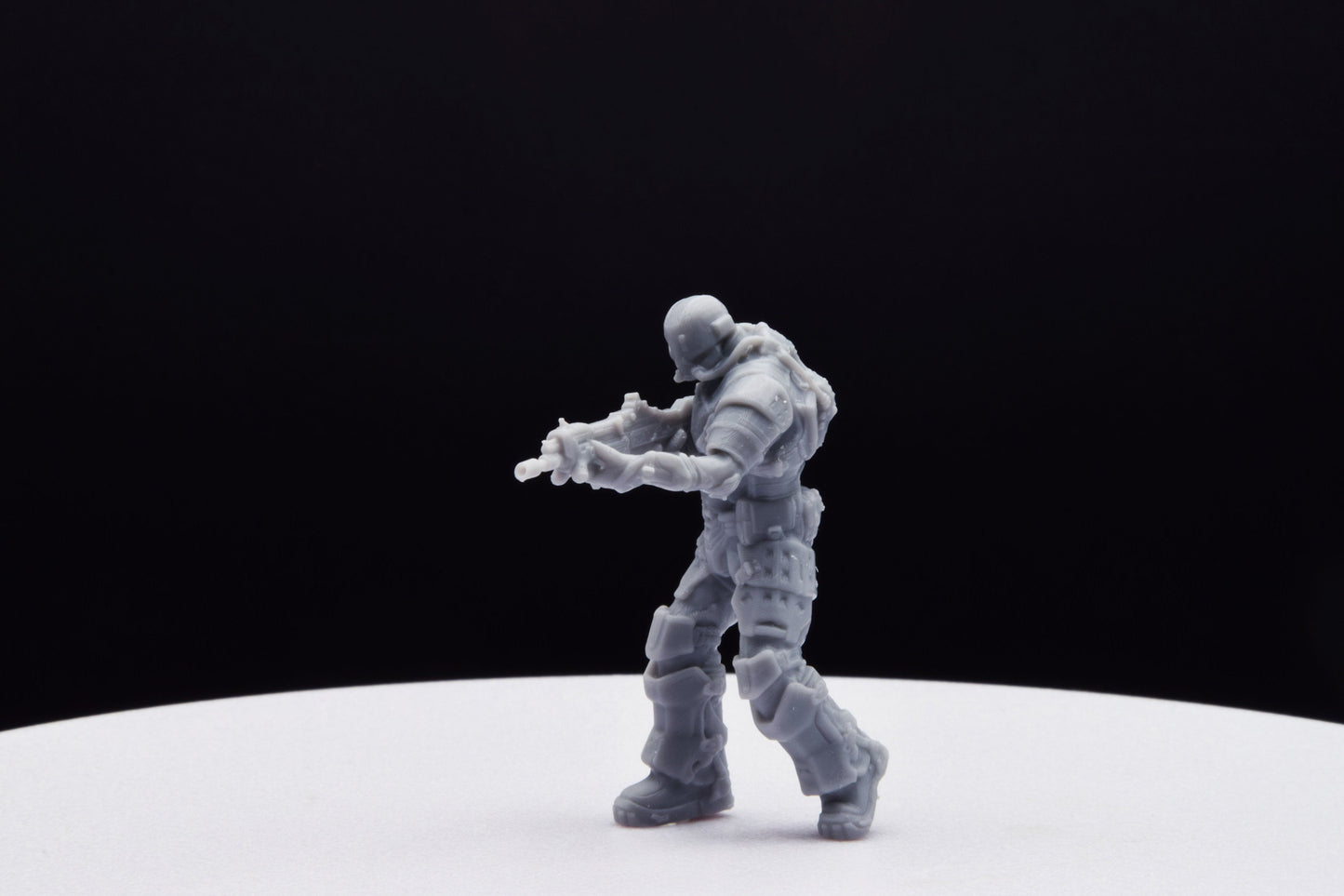 Gears Of War UIR Soldier Male [4] Miniature - TheSTLSmith - 3D Printed with high quality resin for Skirmish/D&D games
