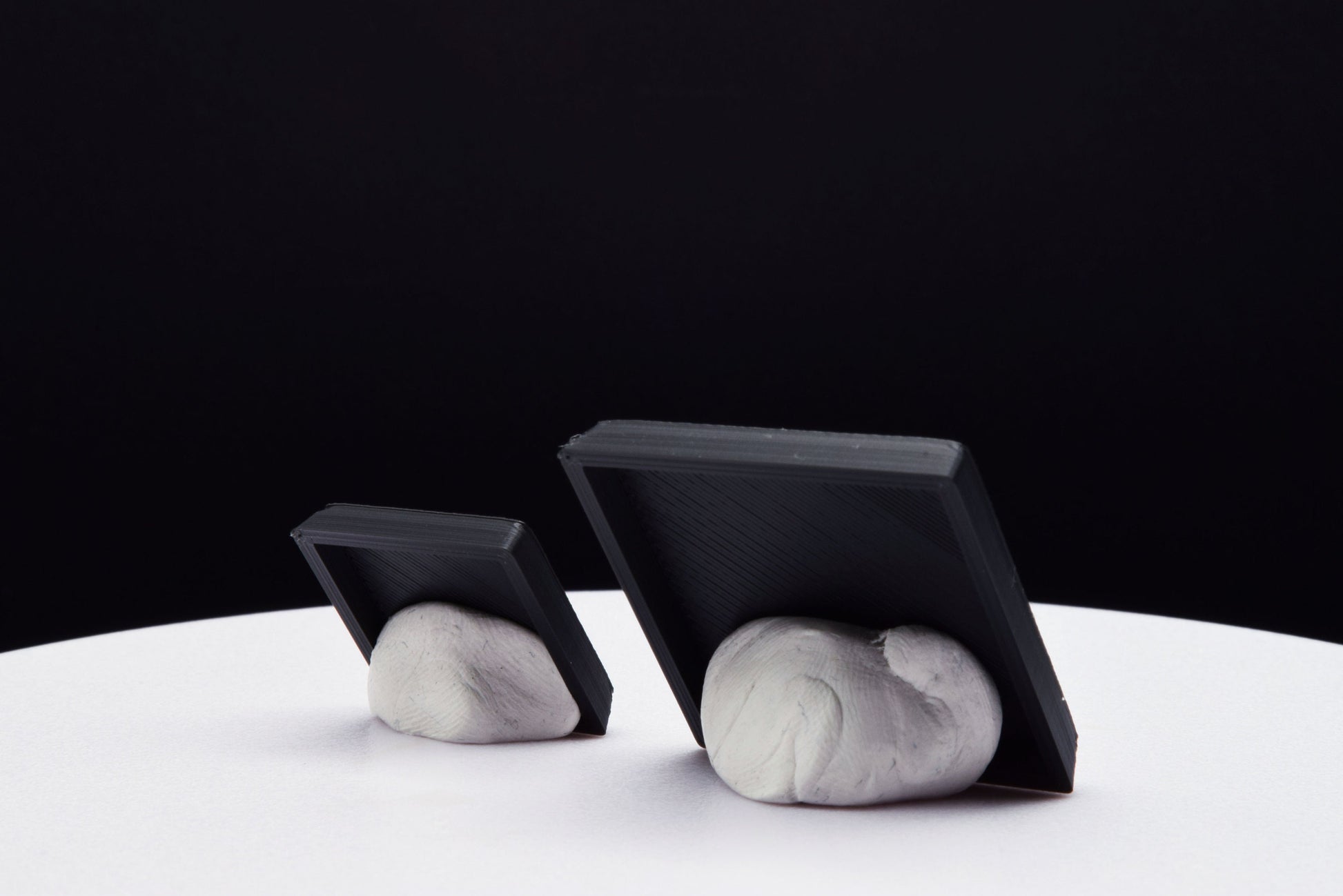 Square Bases for Miniatures - 20mm to 240mm - 3D Printed with high quality PLA+ for Tabletop Games/Wargames/D&D games