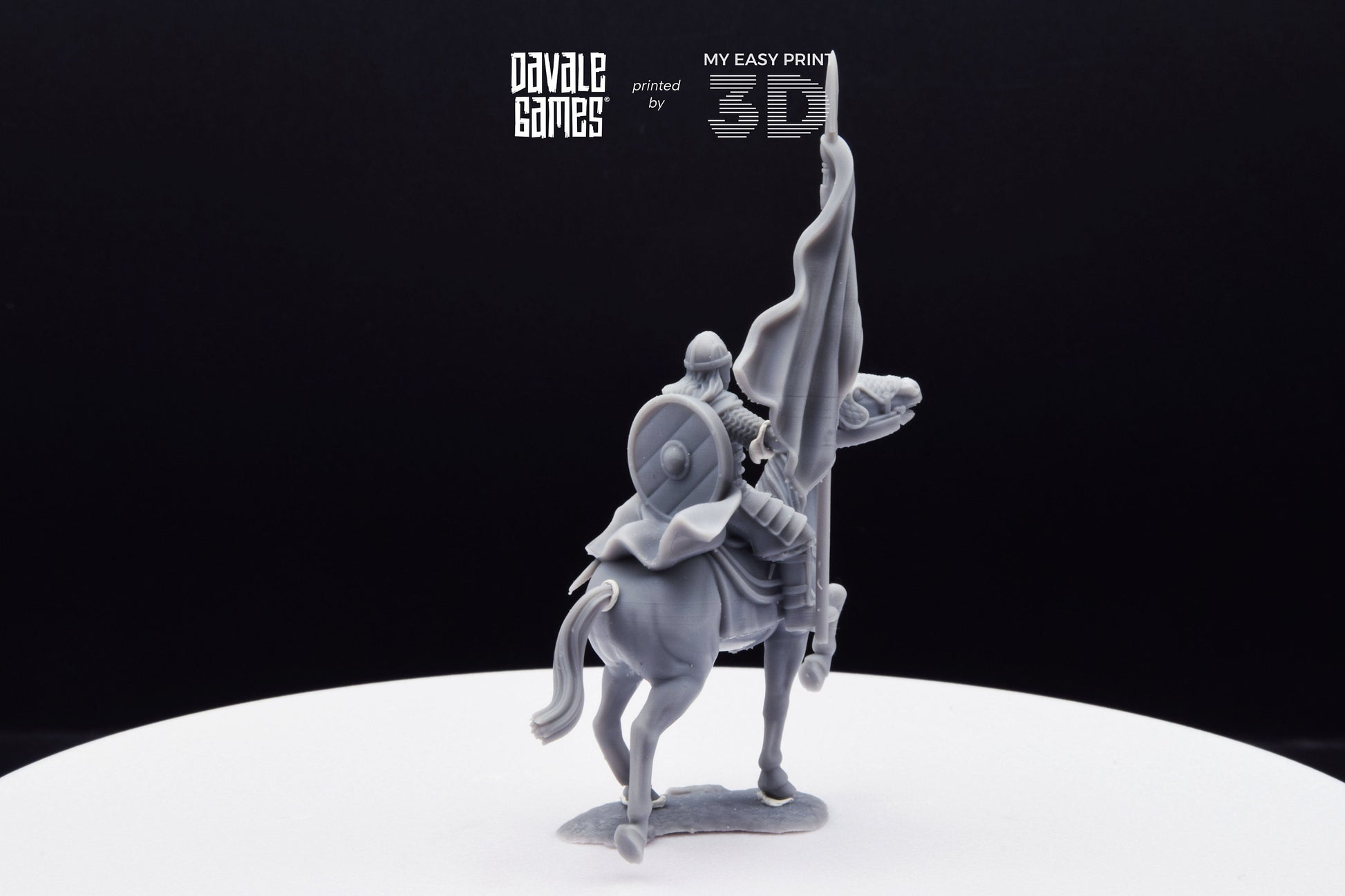 West Human on Horse with Banner - Mounted - Davale Games - 3D Printed with high quality resin for LOTR/D&D games