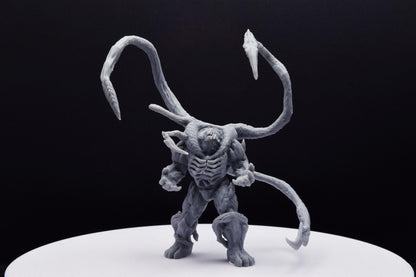 Gears Of War Lambent Zerker Ot Miniature - TheSTLSmith - 3D Printed with high quality resin for Skirmish/D&D games