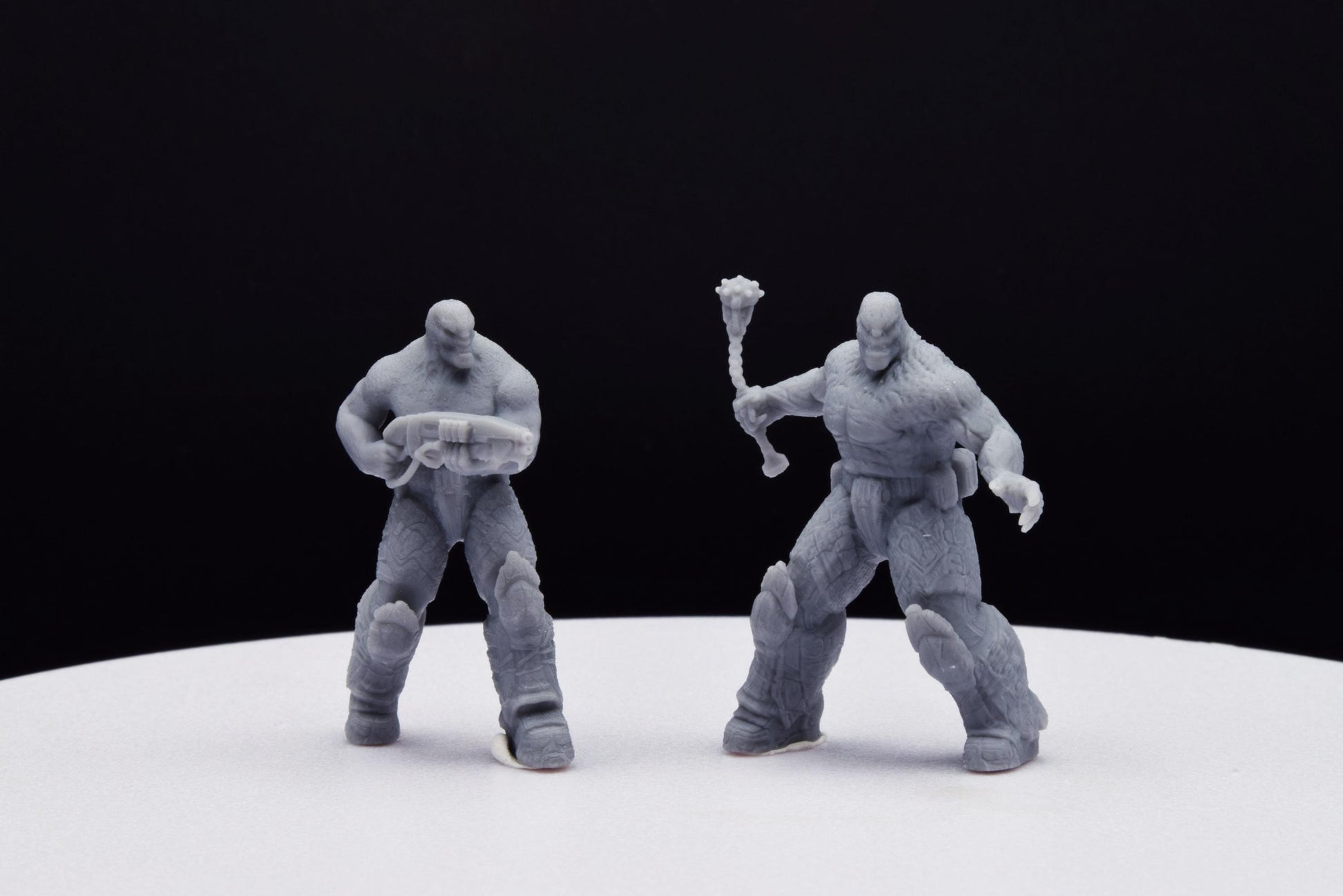 Gears Of War Hunter Grenadier Ot Miniature - TheSTLSmith - 3D Printed with high quality resin for Skirmish/D&D games