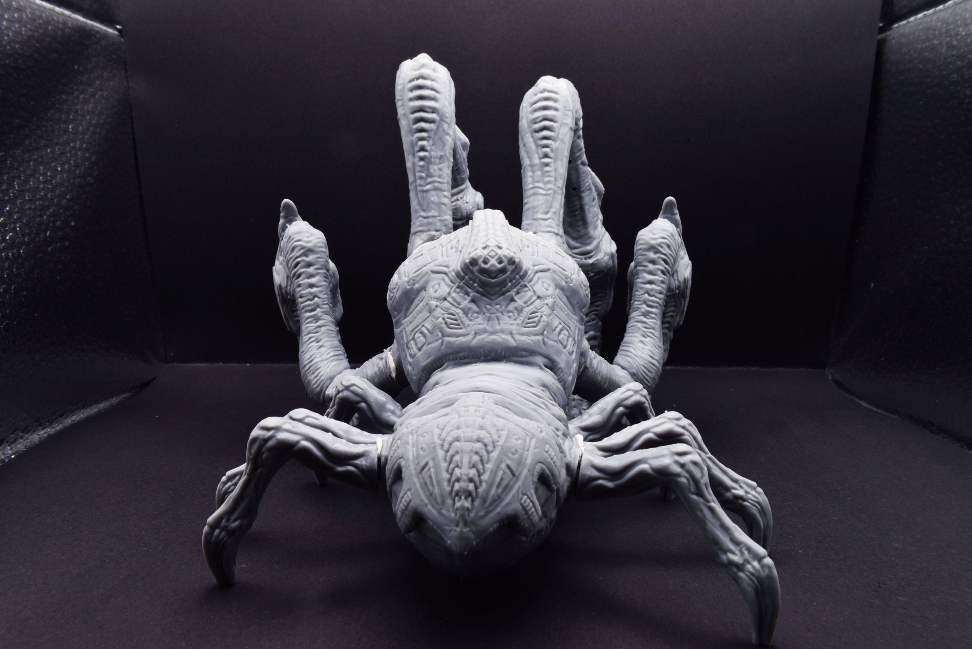 Gears Of War Corpser Larva Ot Miniature - TheSTLSmith - 3D Printed with high quality resin for Skirmish/D&D games