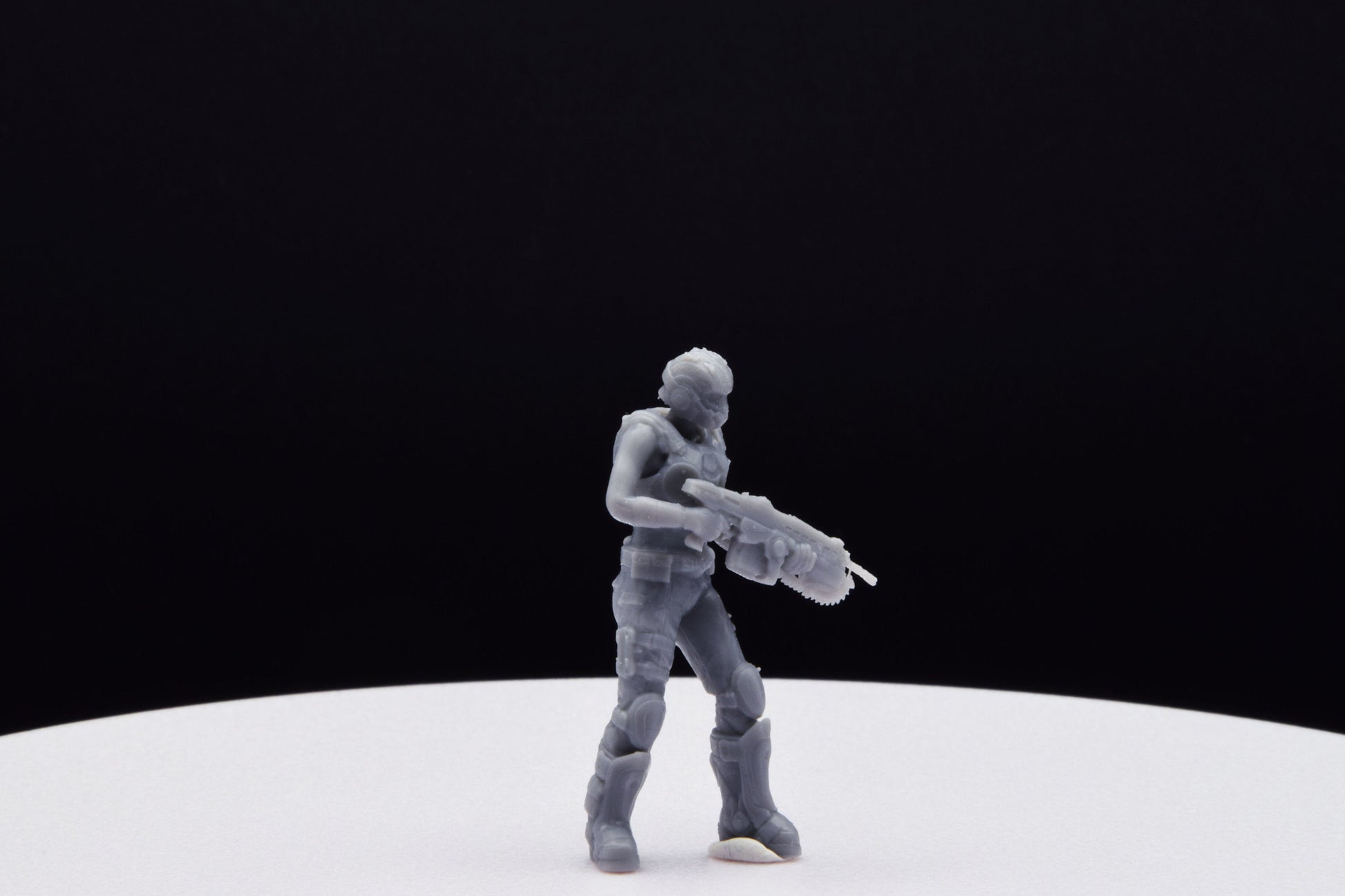 Gears Of War COG Summer Female Miniature - TheSTLSmith - 3D Printed with high quality resin for Skirmish/D&D games