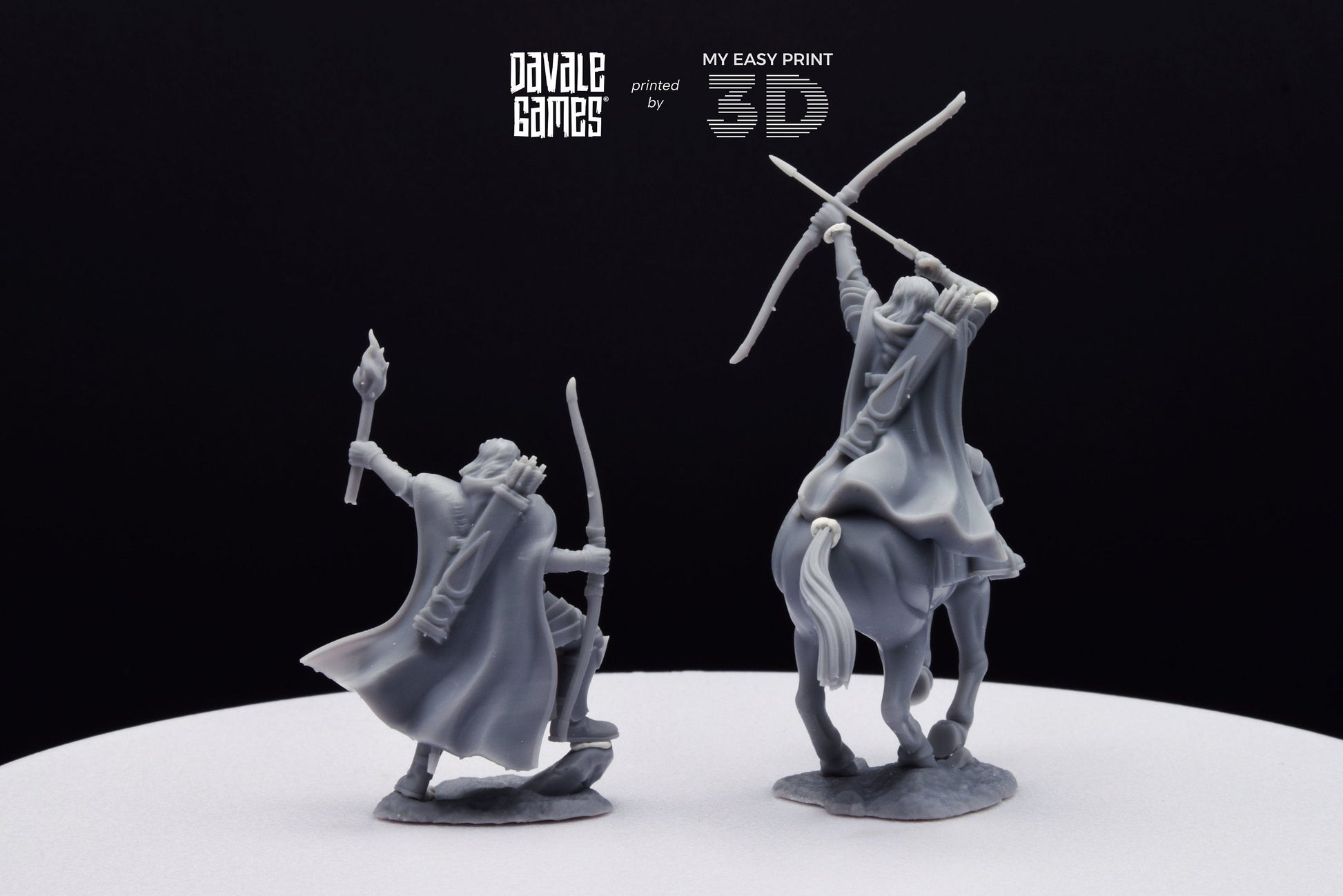 Berf Grey Castle Court Captain - Foot and Mounted - Davale Games - 3D Printed with high quality resin for LOTR/D&D games