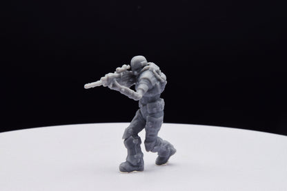 Gears Of War UIR Soldier Female [4] Miniature - TheSTLSmith - 3D Printed with high quality resin for Skirmish/D&D games