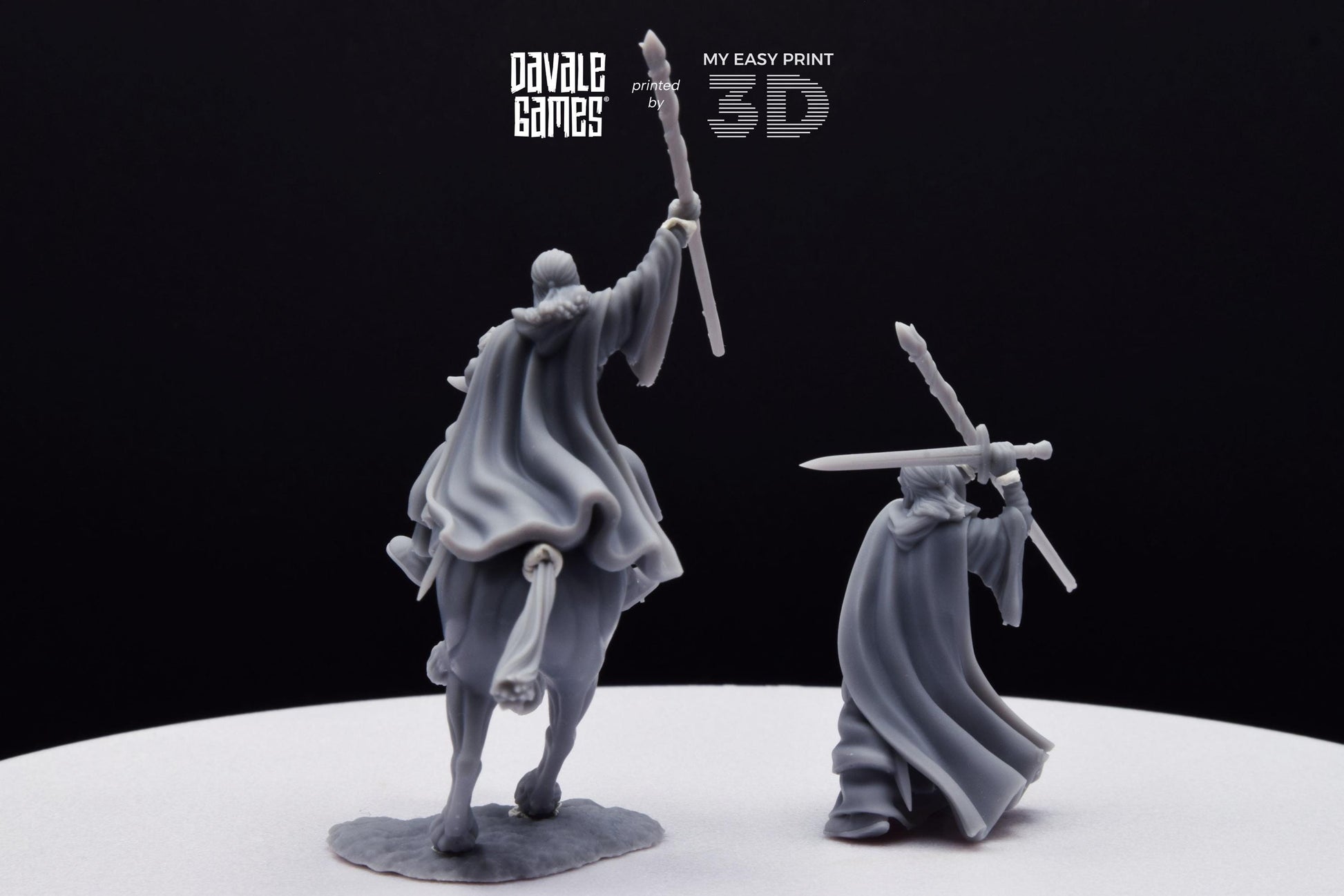 Gaënale the Mage White Light - Foot and Mounted - Davale Games - 3D Printed with high quality resin for LOTR/D&D games