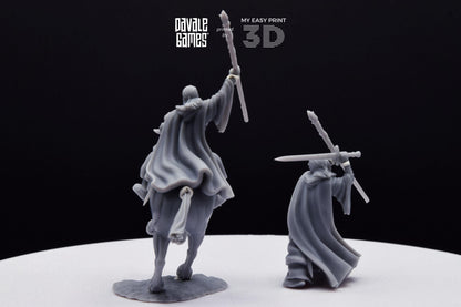 Gaënale the Mage White Light - Foot and Mounted - Davale Games - 3D Printed with high quality resin for LOTR/D&D games