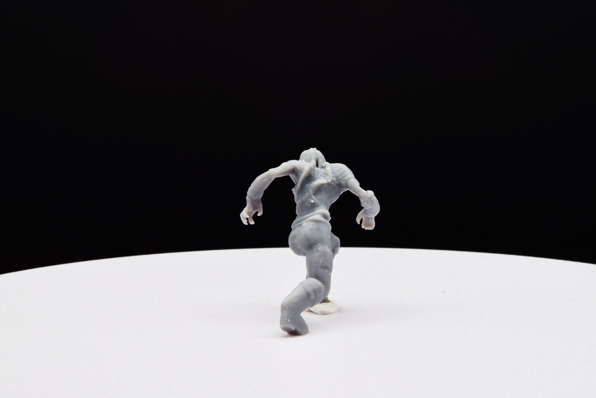 Gears Of War Lambent Former Female Ot Miniature - TheSTLSmith - 3D Printed with high quality resin for Skirmish/D&D games