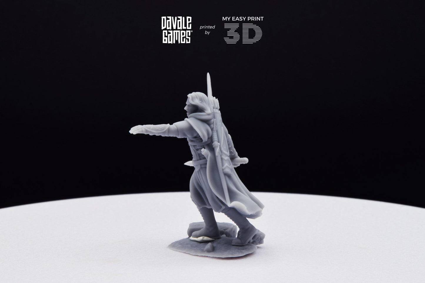 Madir, Captain of Rangers - Grey Castle - Davale Games - 3D Printed with high quality resin for LOTR/D&D games