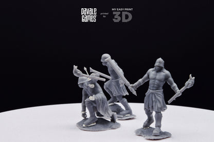 Blood-Handed Berseker Extra Poses - Davale Games - 3D Printed with high quality resin for LOTR/D&D games