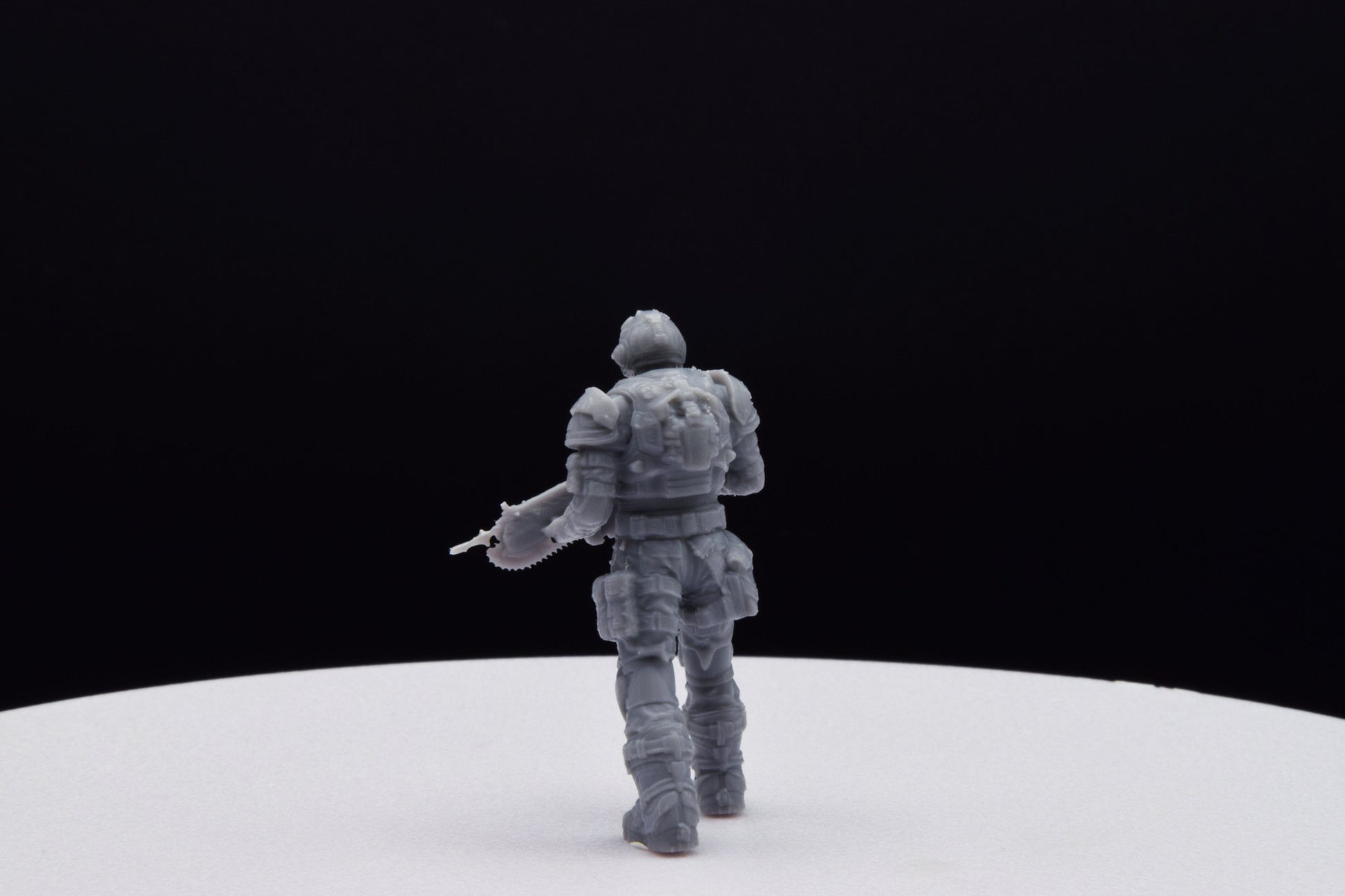 Gears Of War Anthony Carmine Ot Miniature - TheSTLSmith - 3D Printed with high quality resin for Skirmish/D&D games