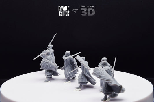 Armoured Wood Elf with Sword - Davale Games - 3D Printed with high quality resin for LOTR/D&D games