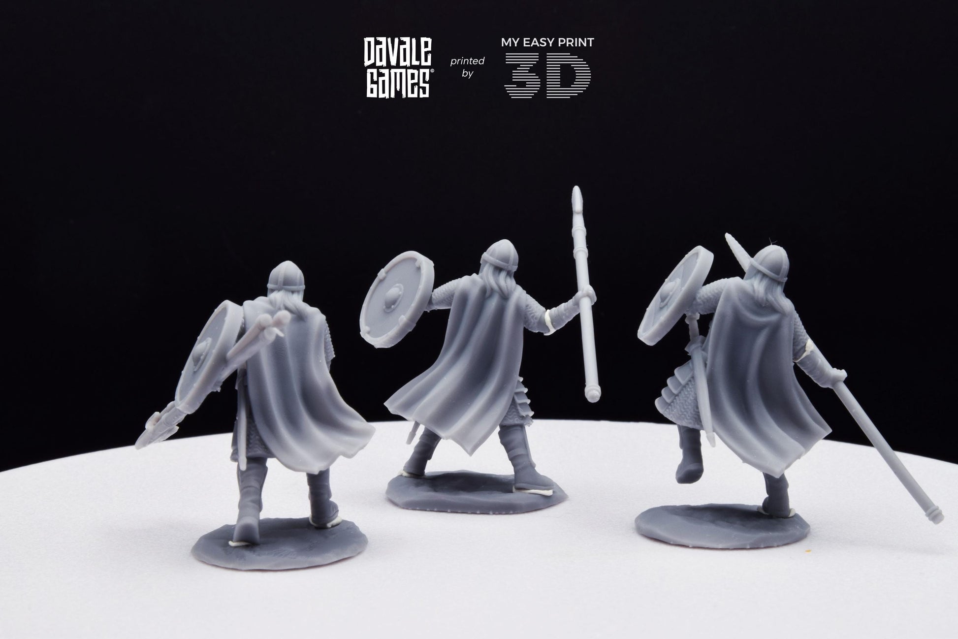 West Humans Regular Warriors with Throwing Spear and Shield - Foot - Davale Games - 3D Printed with high quality resin for LOTR/D&D games