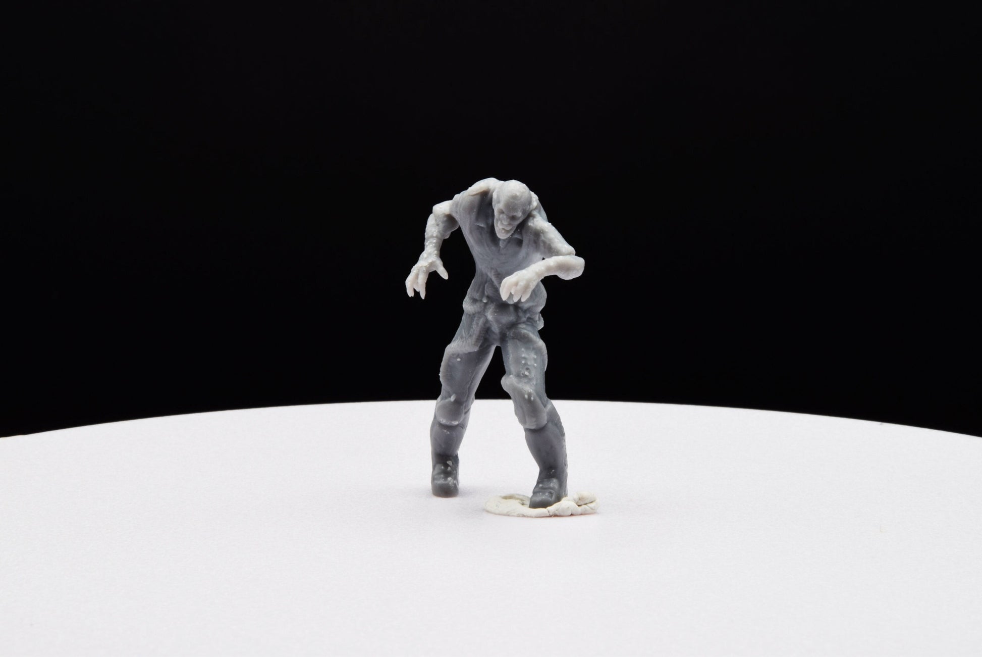 Gears Of War Lambent Former Male Ot Miniature - TheSTLSmith - 3D Printed with high quality resin for Skirmish/D&D games