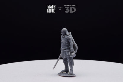 Veteran Grey Castle Captain [Ver. 1] - Davale Games - 3D Printed with high quality resin for LOTR/D&D games
