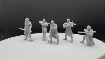 Blood-handed Orcs with Crossbow - Davale Games - 3D Printed with high quality resin for LOTR/D&D games