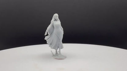 Forest Elven Queen - Davale Games - 3D Printed with high quality resin for LOTR/D&D games